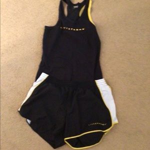 Nike Live Strong Set